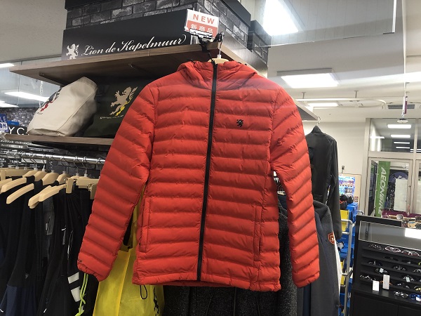 KAPELMUUR 二重織り 中わたフーディジャケット 入荷！ | スポーツサイクル専門店 サイクルテラス熱田店